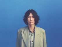 米津玄師「NHKサッカーテーマ」の「烏」が週間ストリーミングチャート2冠！2連覇達成
