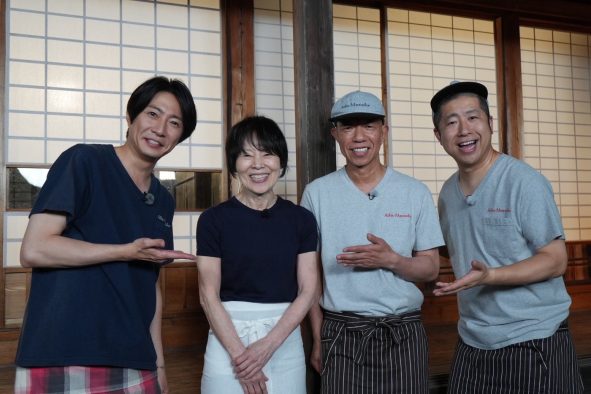 相葉雅紀『相葉マナブ』で料理家・栗原はるみと夏野菜を堪能！「甘い！」「味が濃い」「歯ごたえが最高にいい」「ピリ辛で最高」