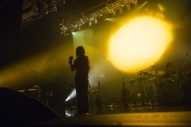 【ライブレポート】iri デビュー10周年を記念Zeppツアー完走！「みんなで音楽を共有している時間は全部忘れてハッピーな時間にしましょう」 - 画像一覧（4/7）