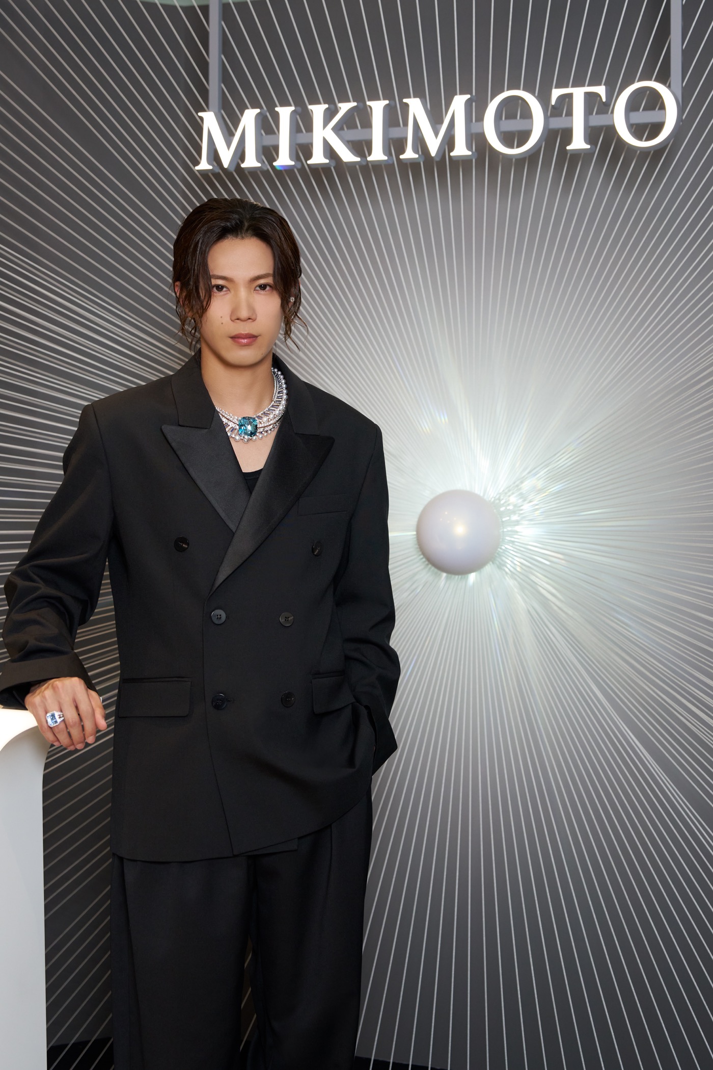 神宮寺勇太（Number_i）パリ・オートクチュール・コレクション会場に