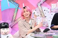 Snow Man佐久間大介＆深澤辰哉がシール交換に挑戦！「大人の交換見せるわ」（深澤） - 画像一覧（2/3）