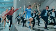 日向坂46平尾帆夏が街へ飛び出してダンス！エネトピアグループ新TVCM公開 - 画像一覧（3/6）