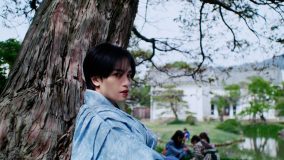 和装姿の中島健人が鬼ごっこ！アニメ『逃げ上手の若君』OPテーマ「鬼事」のMV公開