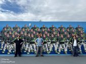 M!LK佐野勇斗・塩﨑太智・吉田仁人『ヒルナンデス！』でディズニーランドびしょ濡れ検証ロケ！「普段以上の爽快感」のふたりを見守る吉田仁人 - 画像一覧（1/2）