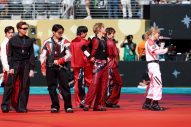 【ライブレポート】BTS、サッカー・スペインvsアルゼンチン戦のハーフタイムショーで「Dynamite」を披露！「まるで夢を見ているような気分」 - 画像一覧（4/5）