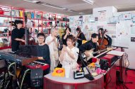 いきものがかり『tiny desk concerts JAPAN』初登場！ヒット曲の数々をこの日のためだけの特別なアレンジで披露 - 画像一覧（1/5）