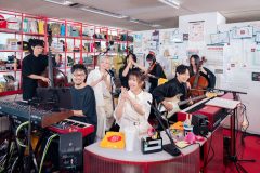 いきものがかり『tiny desk concerts JAPAN』初登場！ヒット曲の数々をこの日のためだけの特別なアレンジで披露