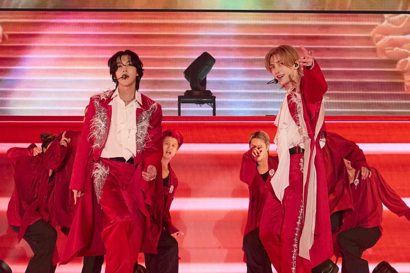 【ライブレポート】ROIROM、横浜アリーナを揺らす！「ROIROMの最年長、色気担当の本多大夢です」「ROIROMの最年少、かわいい美少年、浜川路己です」