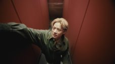 Number_i平野紫耀が満員のエレベーターから見渡す限りの草原へ！ランドリン新CM＆キービジュアル公開 - 画像一覧（5/8）