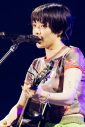 【ライブレポート】あいみょん、甲子園での10周年凱旋ライブが大盛況！「改めまして、兵庫県西宮市出身、シンガーソングライター・あいみょんです！」 - 画像一覧（10/22）