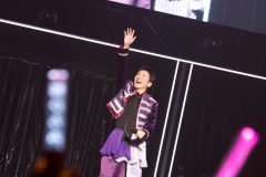 郷ひろみ、伝説の70歳記念武道館公演から「お嫁サンバ」ライブ映像公開