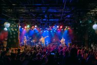 【ライブレポート】レイニ、初ワンマンライブ開催！「これからもみんなに寄り添える歌を届けていきたい」 - 画像一覧（13/32）