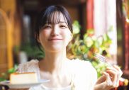 乃木坂46五百城茉央『グラビアチャンピオン』表紙に初登場＆増田三莉音が裏表紙を飾る！「懐かしい気持ちになりました」（五百城茉央） - 画像一覧（4/10）