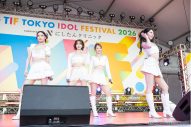 【ライブレポート】IS:SUE『TOKYO IDOL FESTIVAL 2026』初出場！全7曲を披露し会場を魅了 - 画像一覧（5/10）