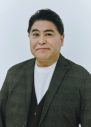 ＜永遠の46才“港カヲル”＞こと皆川猿時、まさかのNHK夜ドラで初主演決定！「俺でいいのかい？」 - 画像一覧（2/4）