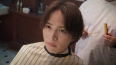 菊池風磨（timelesz）が散髪を拒否!?NECネッツエスアイ新CMで皆川猿時と共演！「（決め顔が）5、6年で一番しっくりきているかもしれない」 - 画像一覧（3/3）