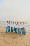 MAZZEL、1st写真集『MAZZEL 1st photobook with ZEAL』第三弾中面先行カット解禁！「幸福」をテーマに、パタヤの海にて撮影