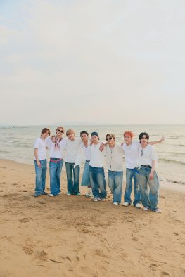 MAZZEL、1st写真集『MAZZEL 1st photobook with ZEAL』第三弾中面先行カット解禁！「幸福」をテーマに、パタヤの海にて撮影