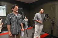 岡田准一＆秋山竜次（ロバート）が全力で学び全力で遊ぶ！声優・梶裕貴と初対面＆生アフレコに挑戦「ずっと会いたかった…」（岡田） - 画像一覧（2/8）
