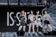 【ライブレポート】IS:SUE、『LuckyFes’26』に2年連続出演！デビュー2周年を経た4人の現在地を示すステージに - 画像一覧（11/14）
