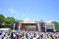 【ライブレポート】DXTEEN、『LuckyFes’26』出演！爽やかさから圧巻のパフォーマンスまで全7曲で魅せた夏ステージ - 画像一覧（10/49）