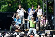 【ライブレポート】DXTEEN、『LuckyFes’26』出演！爽やかさから圧巻のパフォーマンスまで全7曲で魅せた夏ステージ - 画像一覧（17/49）