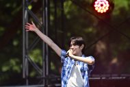 【ライブレポート】DXTEEN、『LuckyFes’26』出演！爽やかさから圧巻のパフォーマンスまで全7曲で魅せた夏ステージ - 画像一覧（20/49）