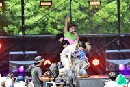 【ライブレポート】DXTEEN、『LuckyFes’26』出演！爽やかさから圧巻のパフォーマンスまで全7曲で魅せた夏ステージ - 画像一覧（34/49）