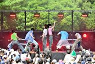 【ライブレポート】DXTEEN、『LuckyFes’26』出演！爽やかさから圧巻のパフォーマンスまで全7曲で魅せた夏ステージ - 画像一覧（35/49）