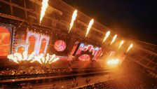 Ado『ブルーロック』主題歌のライブ映像公開！初の日産スタジアムライブにて初披露された「モンストロ」 - 画像一覧（4/6）