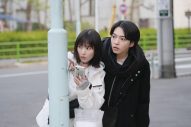 西畑大吾・福本莉子W主演映画『時給三〇〇円の死神』あらたに場面写真解禁！監督の目にも強く焼き付いた西畑大吾の名シーンとは - 画像一覧（1/3）