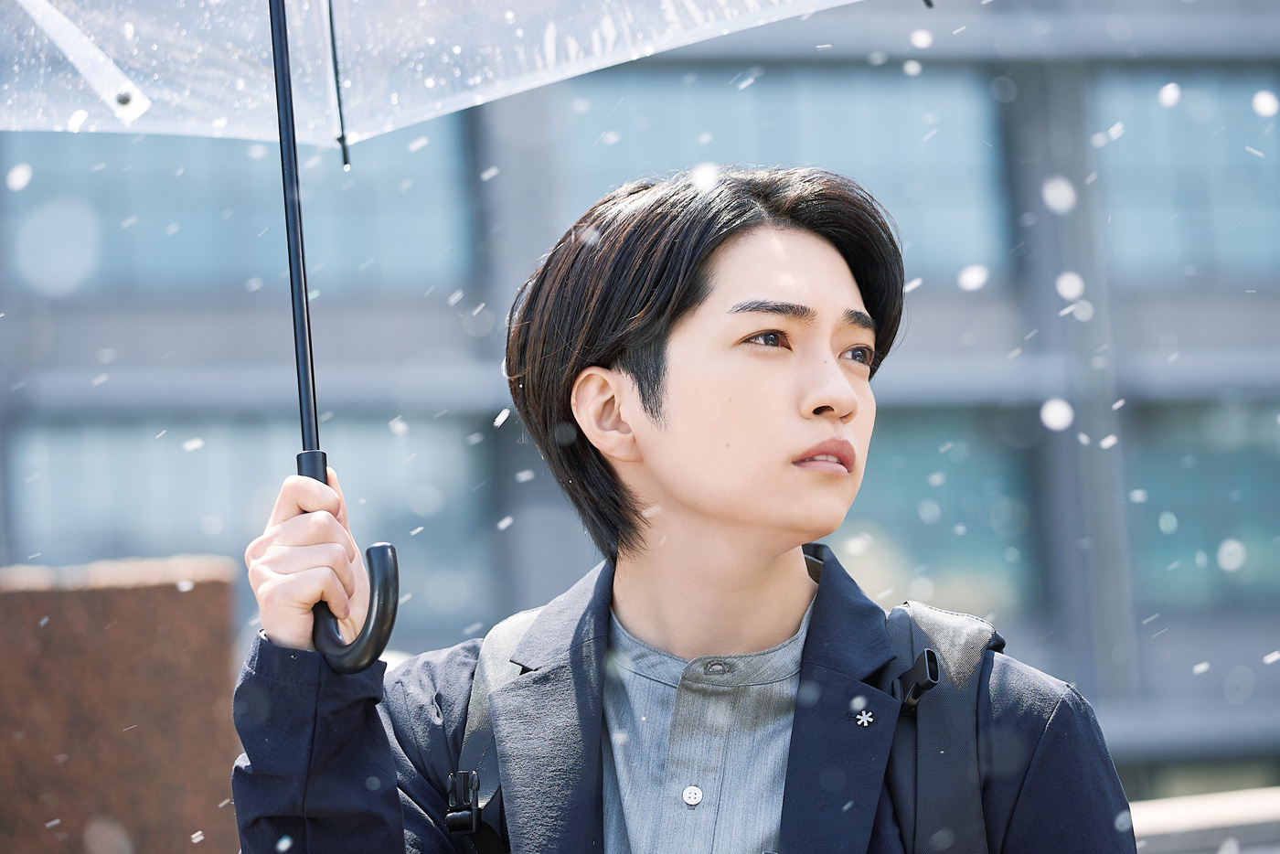西畑大吾・福本莉子W主演映画『時給三〇〇円の死神』あらたに場面写真解禁！監督の目にも強く焼き付いた西畑大吾の名シーンとは