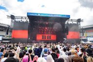 【ライブレポート】BABYMONSTER、3度目のサマソニで圧巻のパフォーマンス！「皆さん、私たちのことちょっと好きになりましたか～？」 - 画像一覧（1/12）