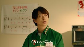 櫻井翔が「セブン-イレブンの人」を演じる“Olive”新CMオンエア開始！「ホームにお客さんをお招きしているような雰囲気でした」（櫻井翔）