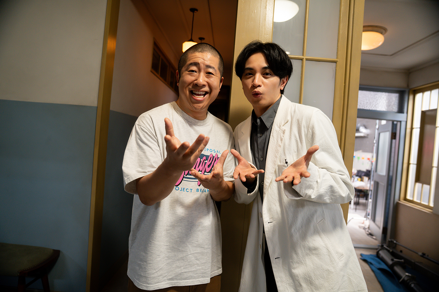 中島健人×ハライチ澤部佑『SとX』カウンセリングシーンで全編アドリブのガチ演技対決！爆笑必至のメイキング映像公開
