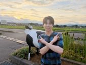 M!LK『笑ってコラえて！』で大奮闘！塩﨑太智は「ダーツの旅」、曽野舜太＆吉田仁人は「道の駅伝」に登場 - 画像一覧（1/3）