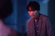 ドラマ『告白－25年目の秘密－』第7話で麻里子（岡崎紗絵）が爽太（松村北斗）の行動に戸惑う「私の前から消えたら、絶対に許さないから！」 - 画像一覧（2/7）