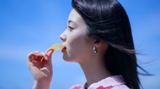 山下達郎の名曲「高気圧ガール」が南 琴奈出演の湖池屋「ピュアポテト」新CMソングに決定 - 画像一覧（15/29）