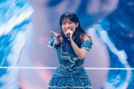【ライブレポート】日向坂46全メンバーがライブハウスに集結！山口陽世は卒業セレモニーで「私を好きでいてくれてありがとう」 - 画像一覧（19/40）