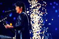 【ライブレポート】福山雅治、B’z稲葉浩志とサプライズ共演！「稲葉さんのボーカルで聴く『HELLO』はいいもんですね」「曲がいいから」 - 画像一覧（8/9）