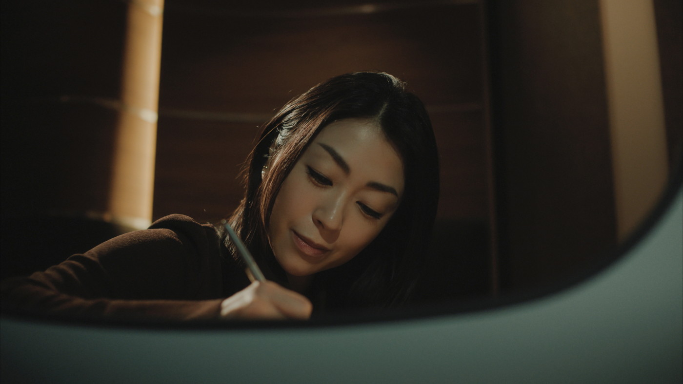 宇多田ヒカル、新曲「Intentions」がJR東海テーマソングに決定！本人出演CMも公開