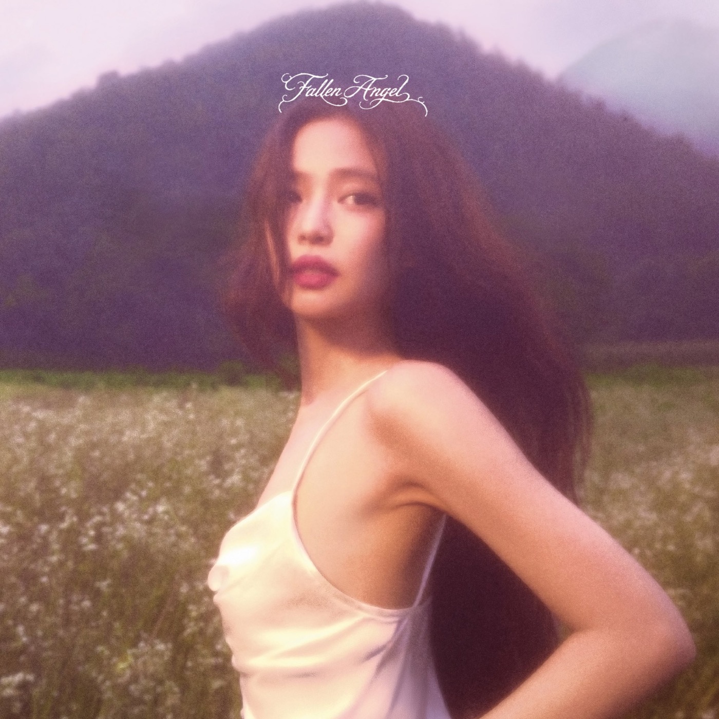 JENNIE（BLACKPINK）最新EP『Fallen Angel』リリース！タイトル曲のMVも公開
