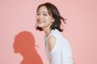 石崎ひゅーい、NHK『The Wakey Show ～ザ・ウェイキー・ショウ』にドーネのお兄さん・ヒューイとして登場！「『ありのままで一緒に楽しもう！』というメッセージのようにも感じました」 - 画像一覧（1/4）