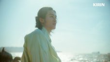 目黒蓮出演CM『午後のフルーツティー』篇公開！CMソングは引き続きスピッツ「キツネノボタン」 - 画像一覧（1/3）