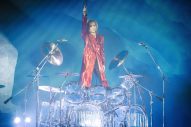【ライブレポート】YOSHIKIディナーショーにMIYAVI、清春、竹中雄大、PATA集結！涙で感謝する場面も - 画像一覧（1/25）