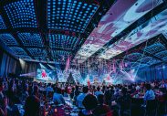 【ライブレポート】YOSHIKIディナーショーにMIYAVI、清春、竹中雄大、PATA集結！涙で感謝する場面も - 画像一覧（10/25）