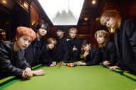 MAZZEL初写真集の重版が決定！オールブラックの衣装をまとう未公開カット解禁 - 画像一覧（2/2）