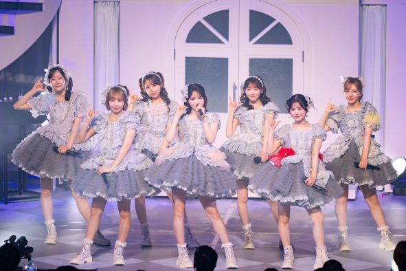 【ライブレポート】FRUITS ZIPPER全国ツアー開幕！ツアーテーマ曲「秘密のアティチュード」配信＆大人の魅力溢れるMV解禁