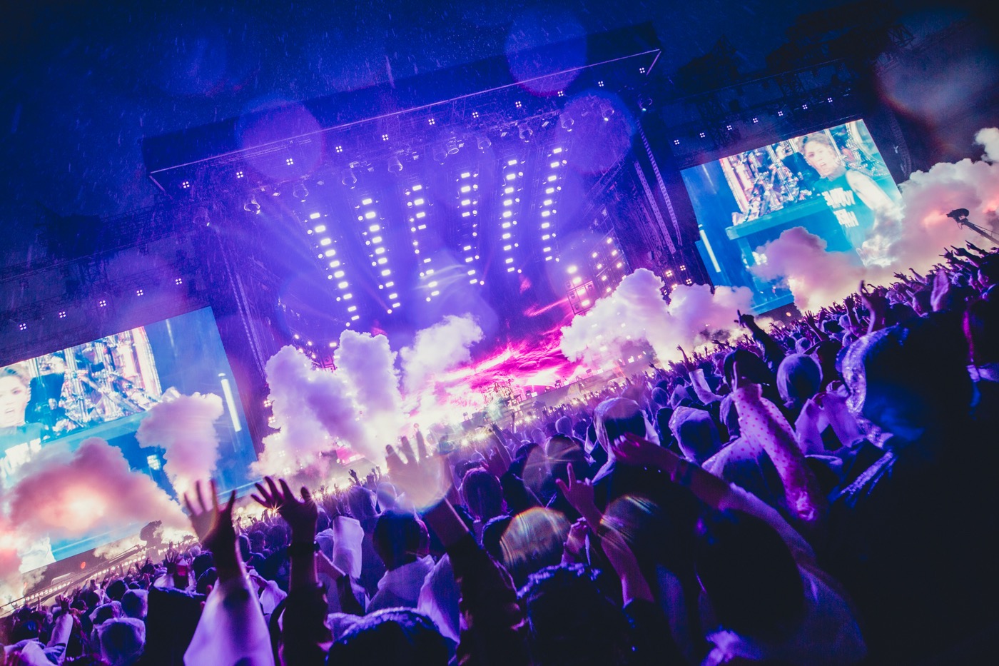 【ライブレポート】ONE OK ROCK、世界53都市で約80万人を動員したツアー完走！「今日は悔い残すなよ！」（Taka）
