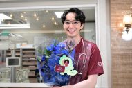 timelesz松島聡が産婦人科医を演じる『ファーストクライ 母子救命救急班』主演比嘉愛未をはじめ、母子救命救急班がクランクアップ - 画像一覧（1/8）